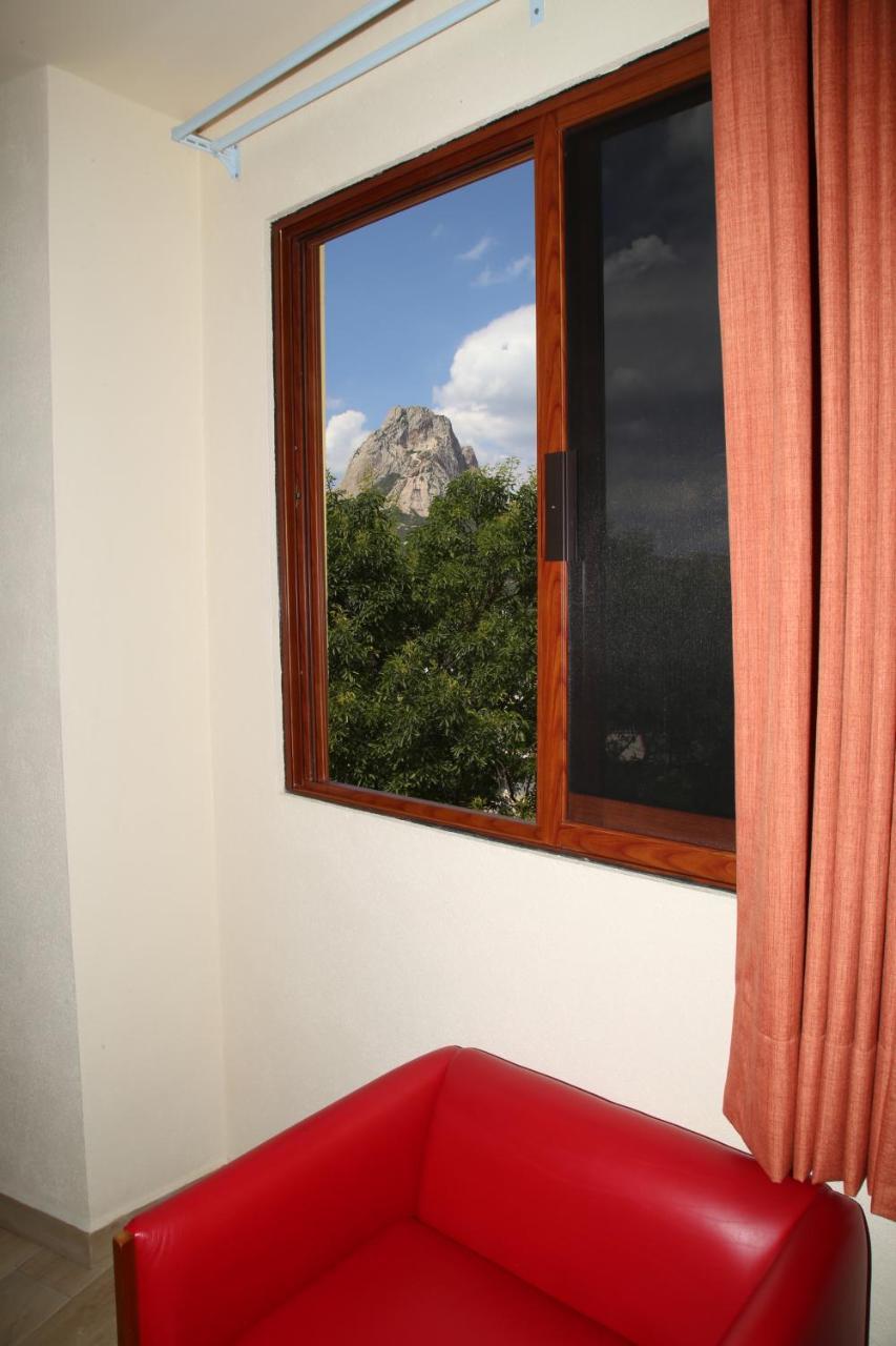 Hotel Plaza Bernal Exterior photo